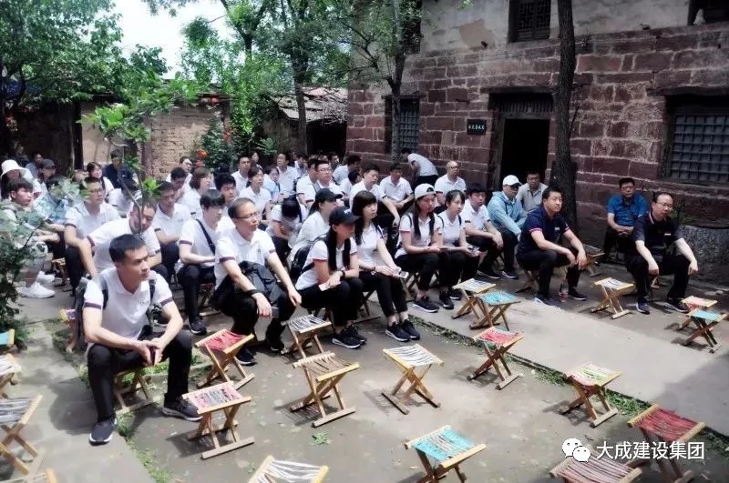 1527730410878708.jpg 640.webp (9).jpg